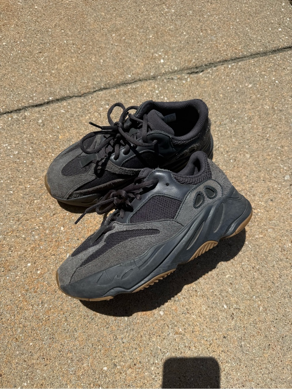 Womens Adidas Yeezy Boost 700 V1 Utility Black